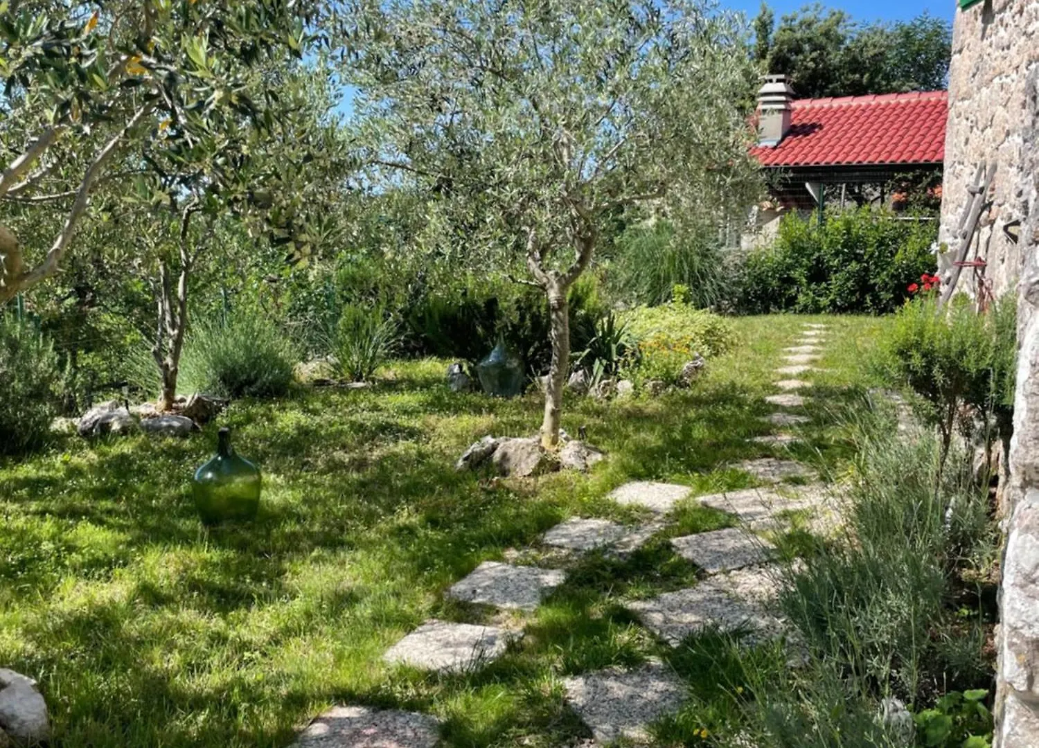 Villa Ana With Jacuzzi & Swimming Pool ツレス