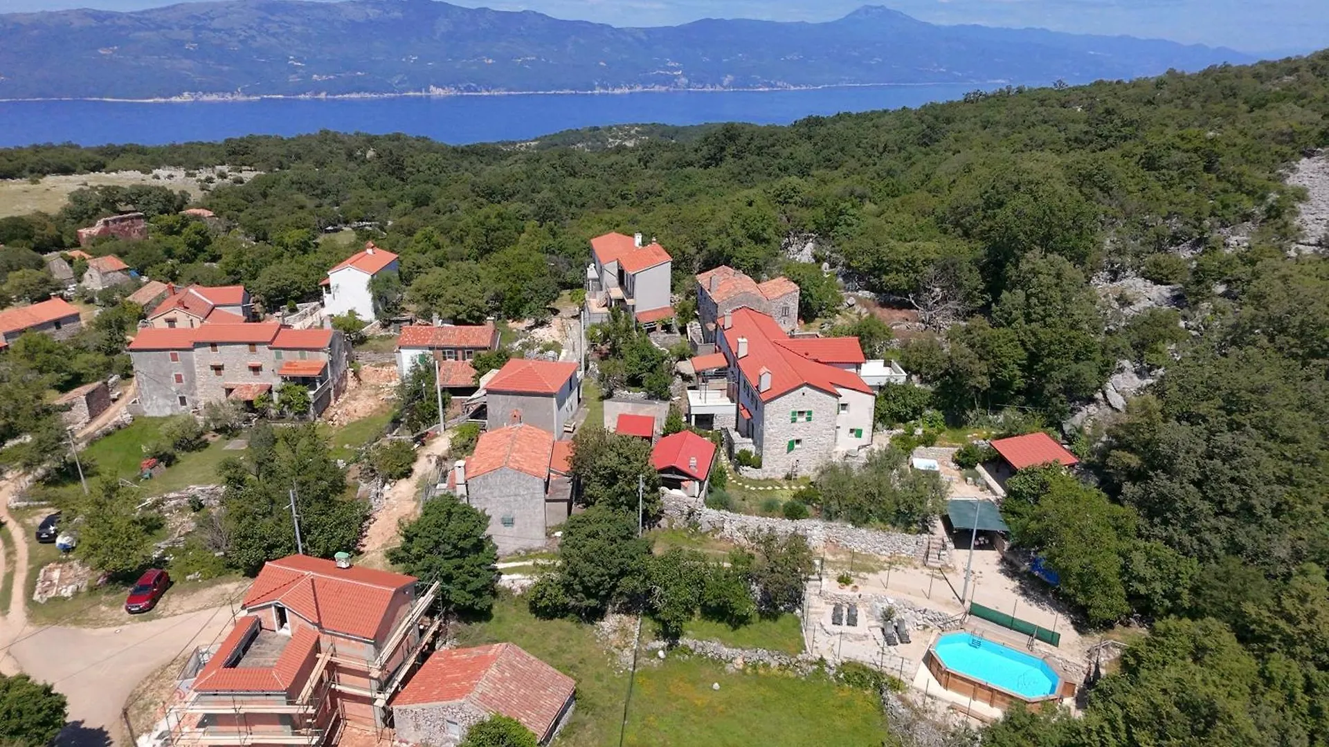 Villa Ana With Jacuzzi & Swimming Pool ツレス 0*,  クロアチア